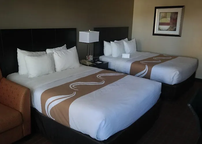 Quality Airport Hotel 3*