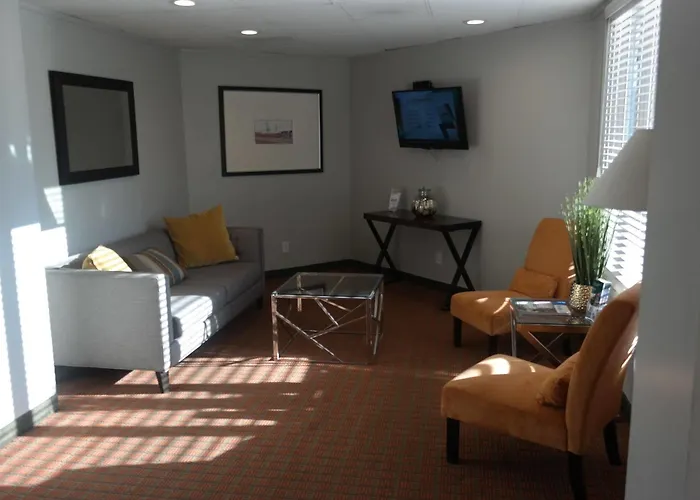 Quality Airport 3* Phoenix